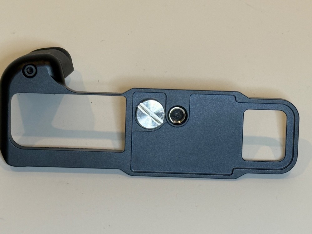Polarpro X100 Base Grip - Black - Open Box