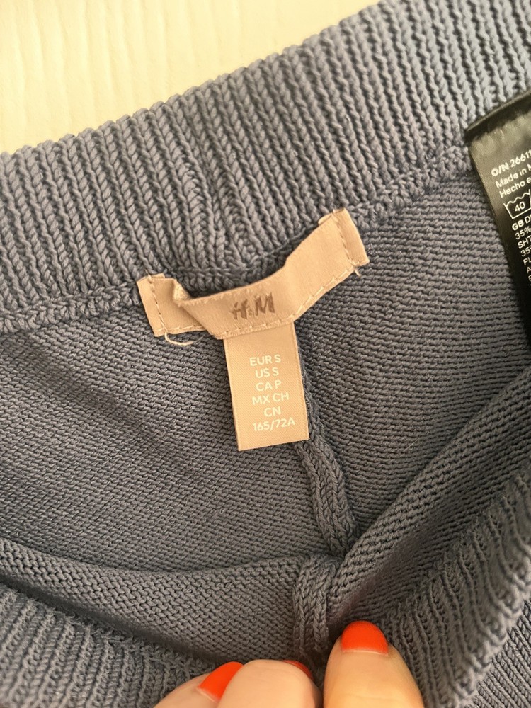 H&M blue knitted shorts coord size small