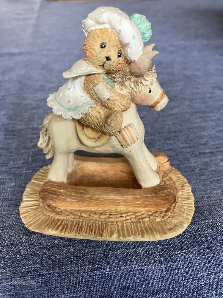 Vintage Cherished Teddies Beth "Bear Hugs" 950637