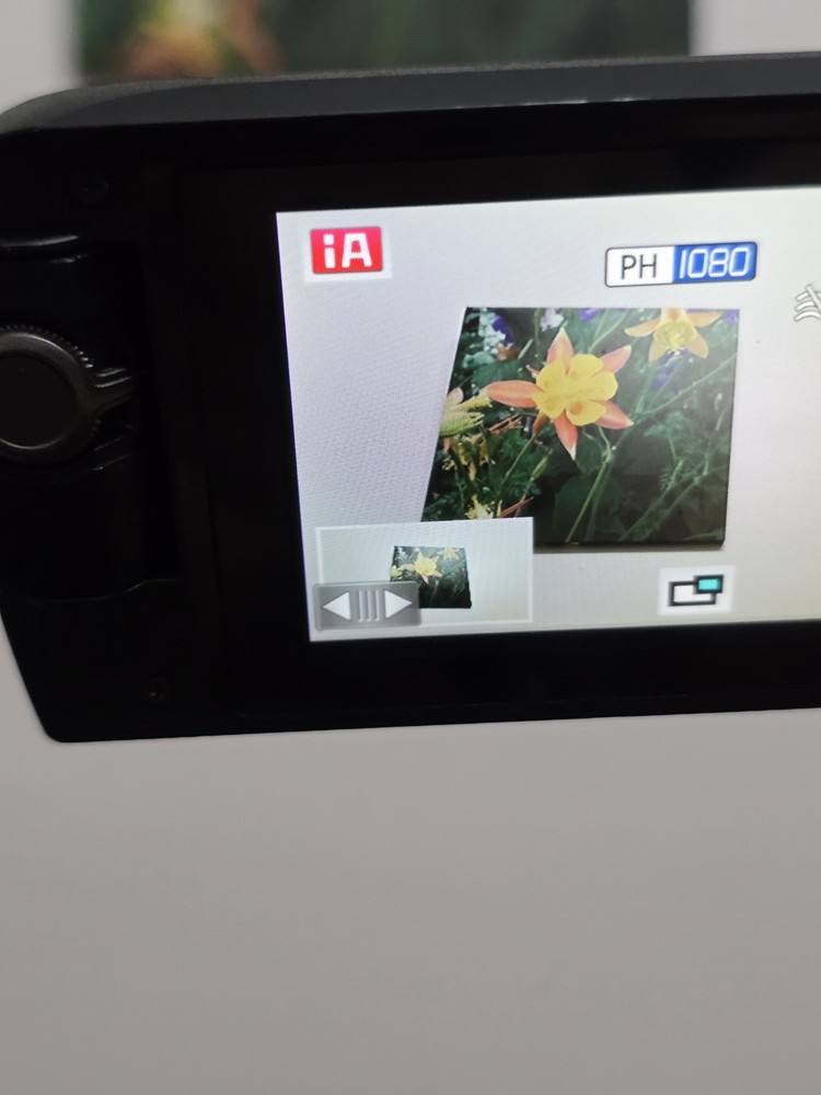 Panasonic HC-W580 Twin Camera Handheld Digital Video