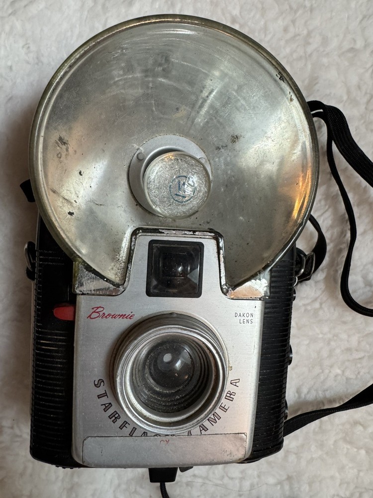 Vintage Kodak Brownie StarFlash Camera With Strap, Great Condition, UNTESTED