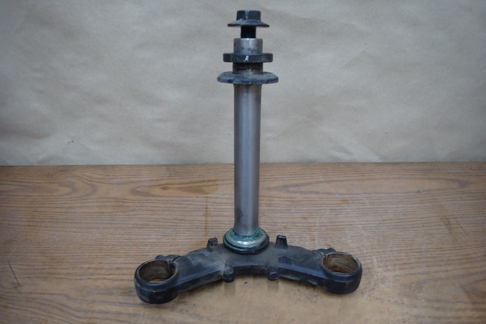 2008 KAWASAKI NINJA EX250 LOWER TRIPLE TREE
