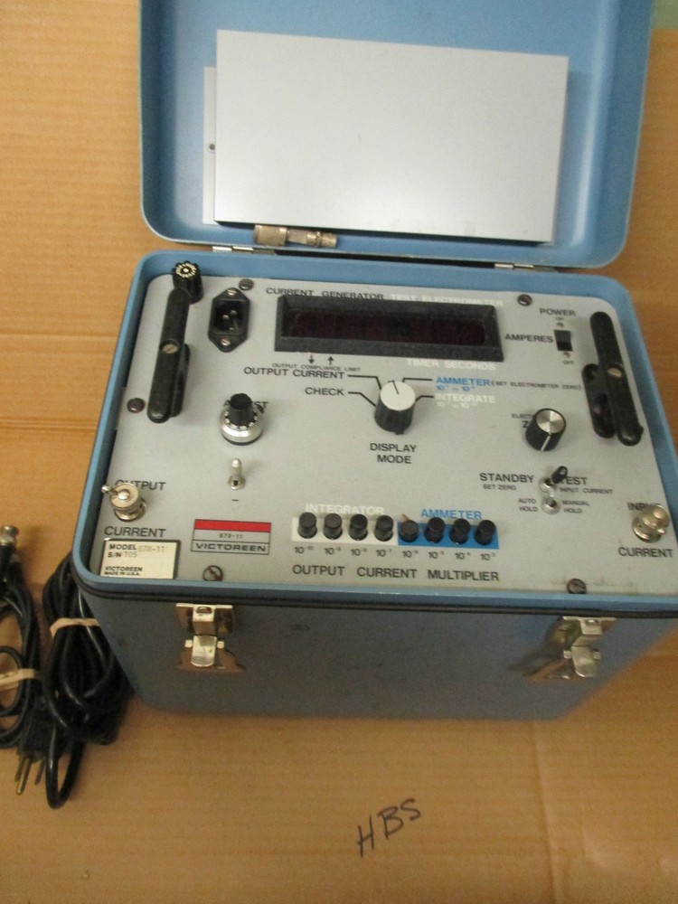 VICTOREEN 878-11 CURRENT GENERATOR TEST ELECTROMETER (AA15)