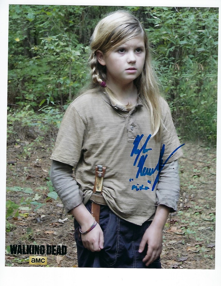 Kyla Kenedy - The Walking Dead signed photo