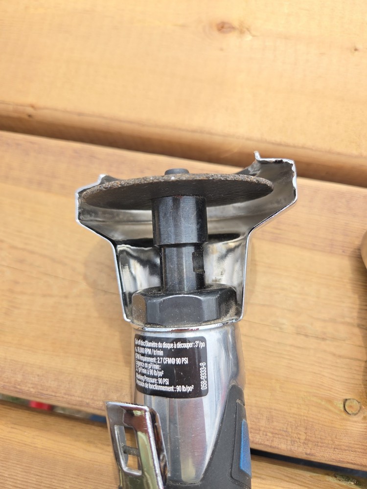 2 Mastercraft Air Tools Cut-off Disc & Square Drive 3/8" 9.5mm