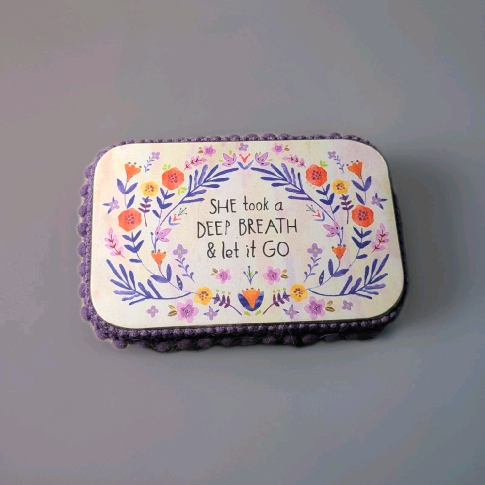 Note Box with Notepad Pen and Inspirational Message Memo Pad