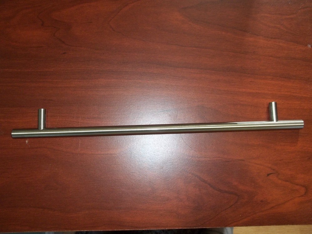 Top Knobs M433 -- 11 11/32" c-c Brushed Satin Nickel BAR Cabinet Pull Handle
