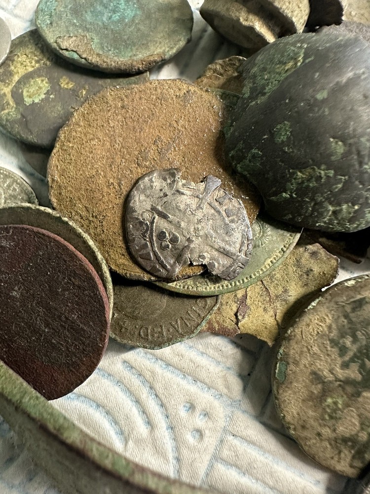 metal detecting finds