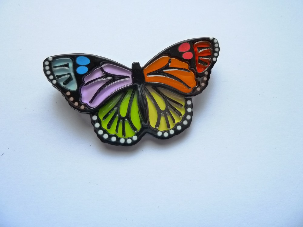 ACRYLIC BROOCH