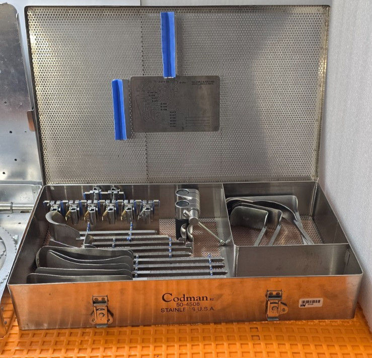 Codman Bookwalter Retractor Set with Tray