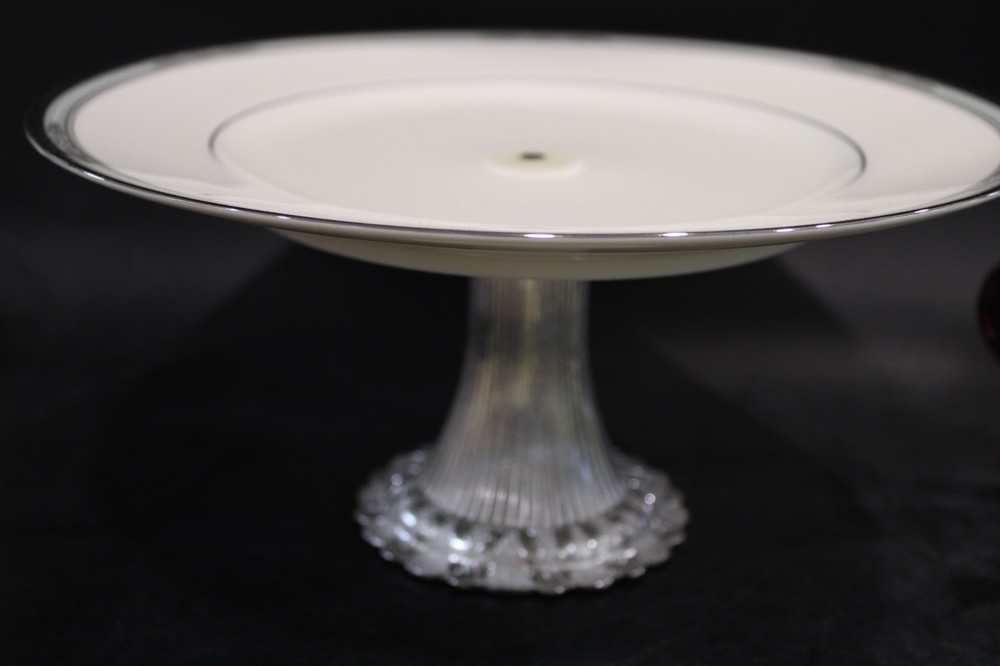 Noritake Fullerton Footed Cake Plates 5 1/2" by 10 5/8"