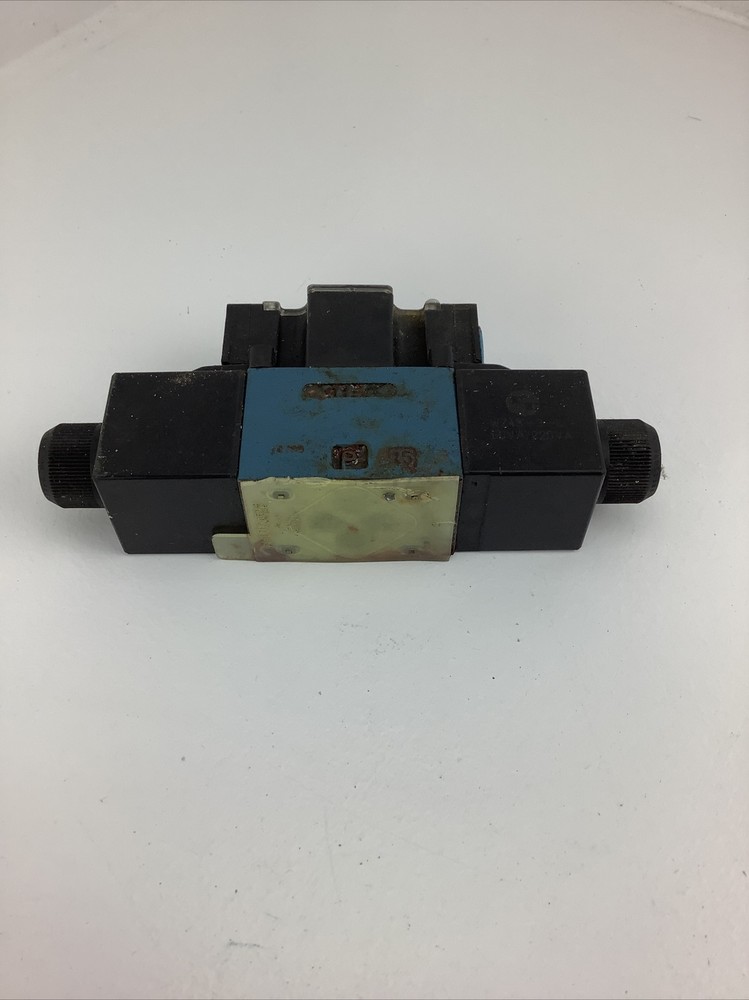 DFW-REXROTH 4WE6D61/0FEW110N9DA/V DIRECTIONAL VALVE