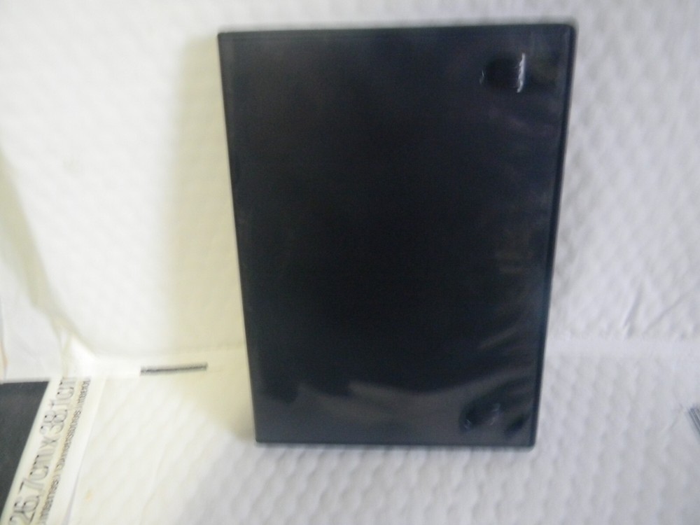 empty black dvd cases (5)