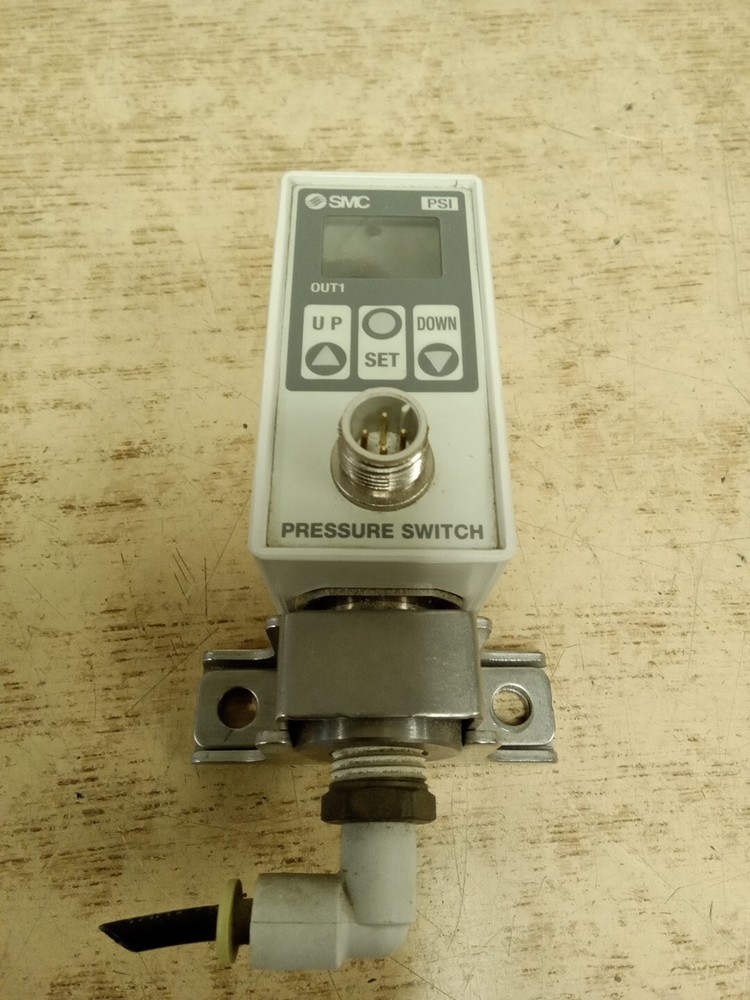 SMC ISE70-NO2-43-P Pressure Switch