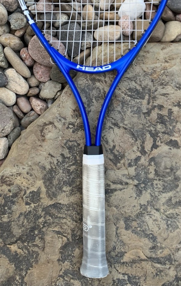 Head Conquest Ti Tennis Racquet. Broken Strings.