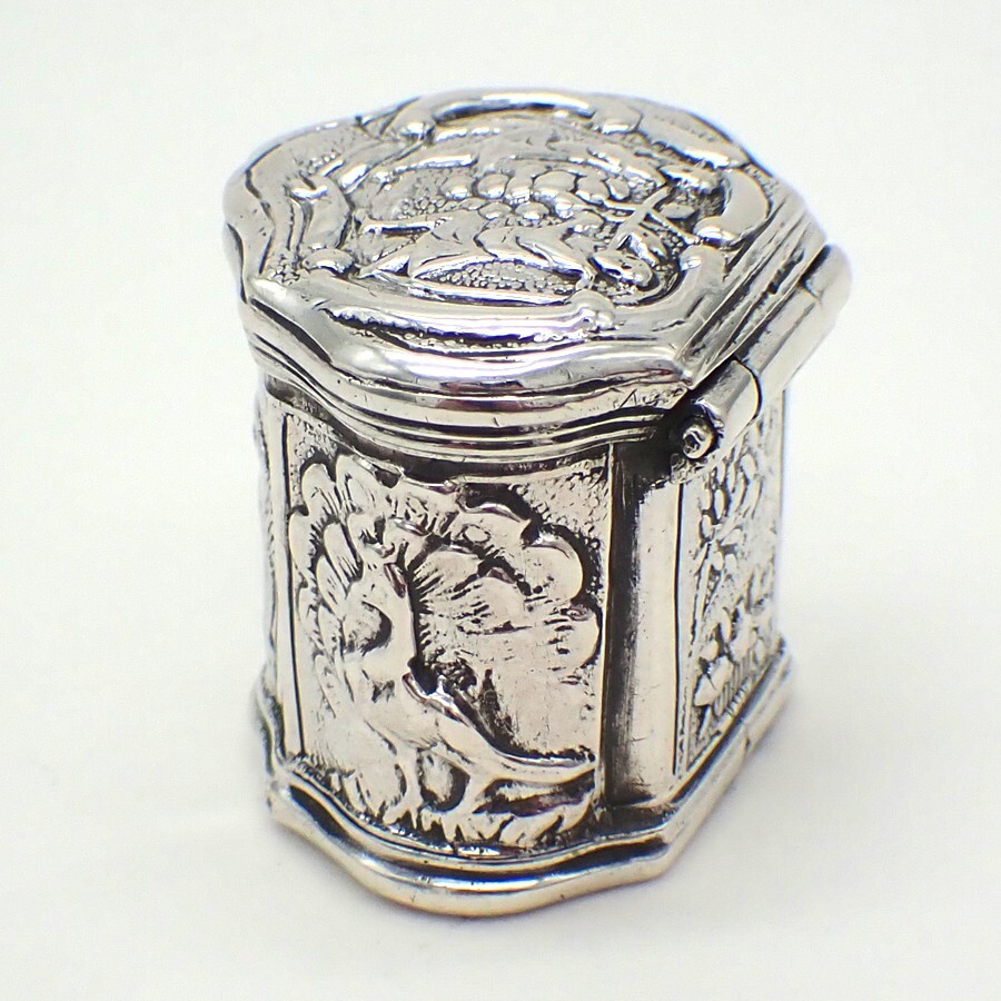 Antique Dutch Silver Peppermint Box Repousse Designs