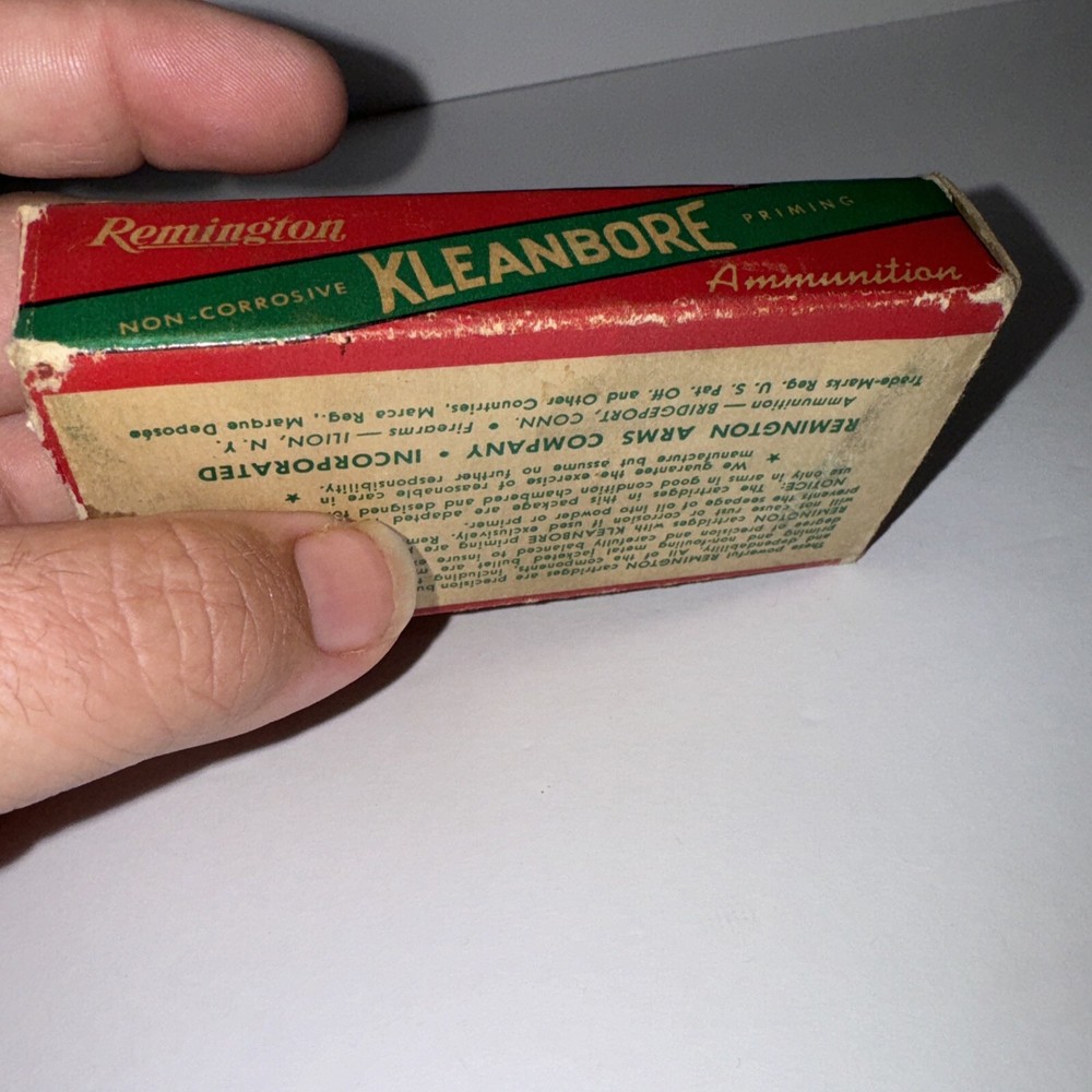 Empty Ammo box Remington Kleanbore 222 Remington
