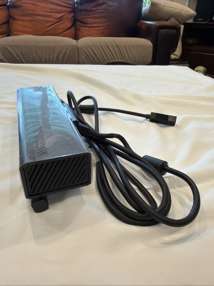 NEW! Microsoft Xbox One Model 1520 Kinect Motion Sensor Black Works! Free 📦!