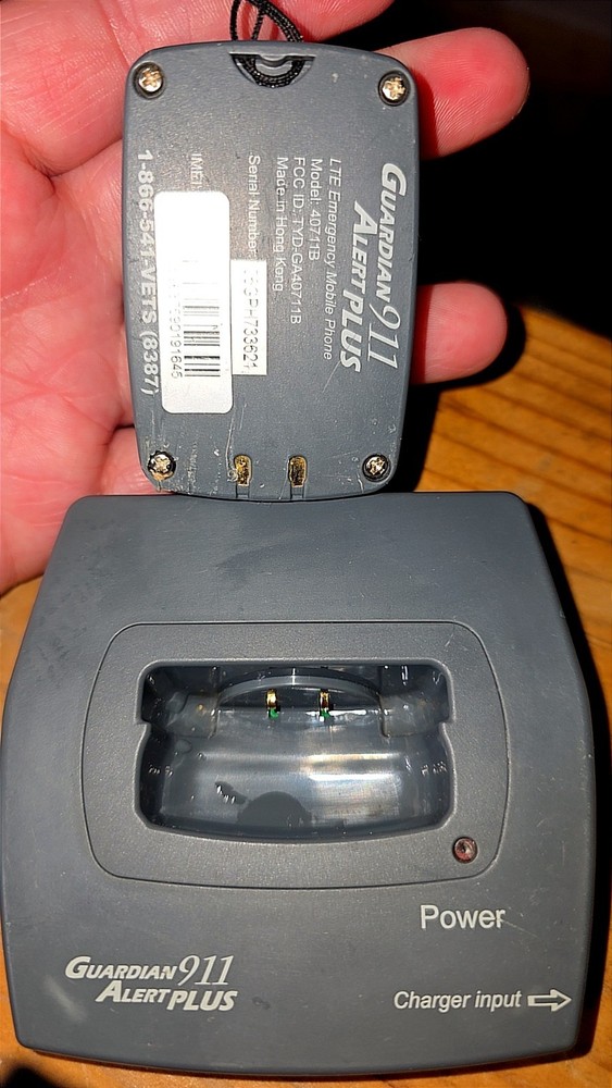 LogicMark Guardian Alert 911 PLUS Wireless Panic Button System Pendant
