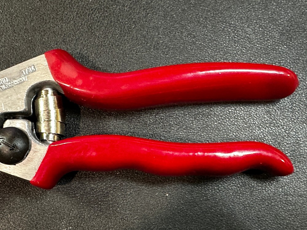 FREUND - TRUE FRIENDS 1784 Professional Pruning Shears GERMANY