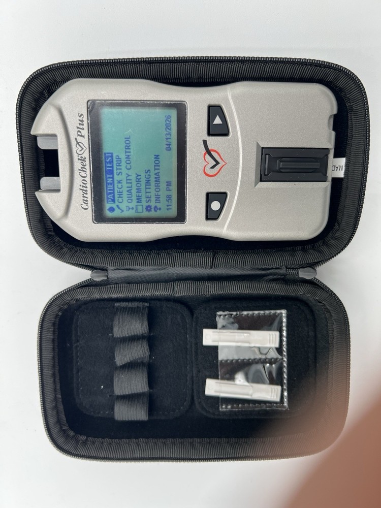 CardioChek Plus Analyzer Cholesterol Glucose Meter Kit w/ Case & Strips