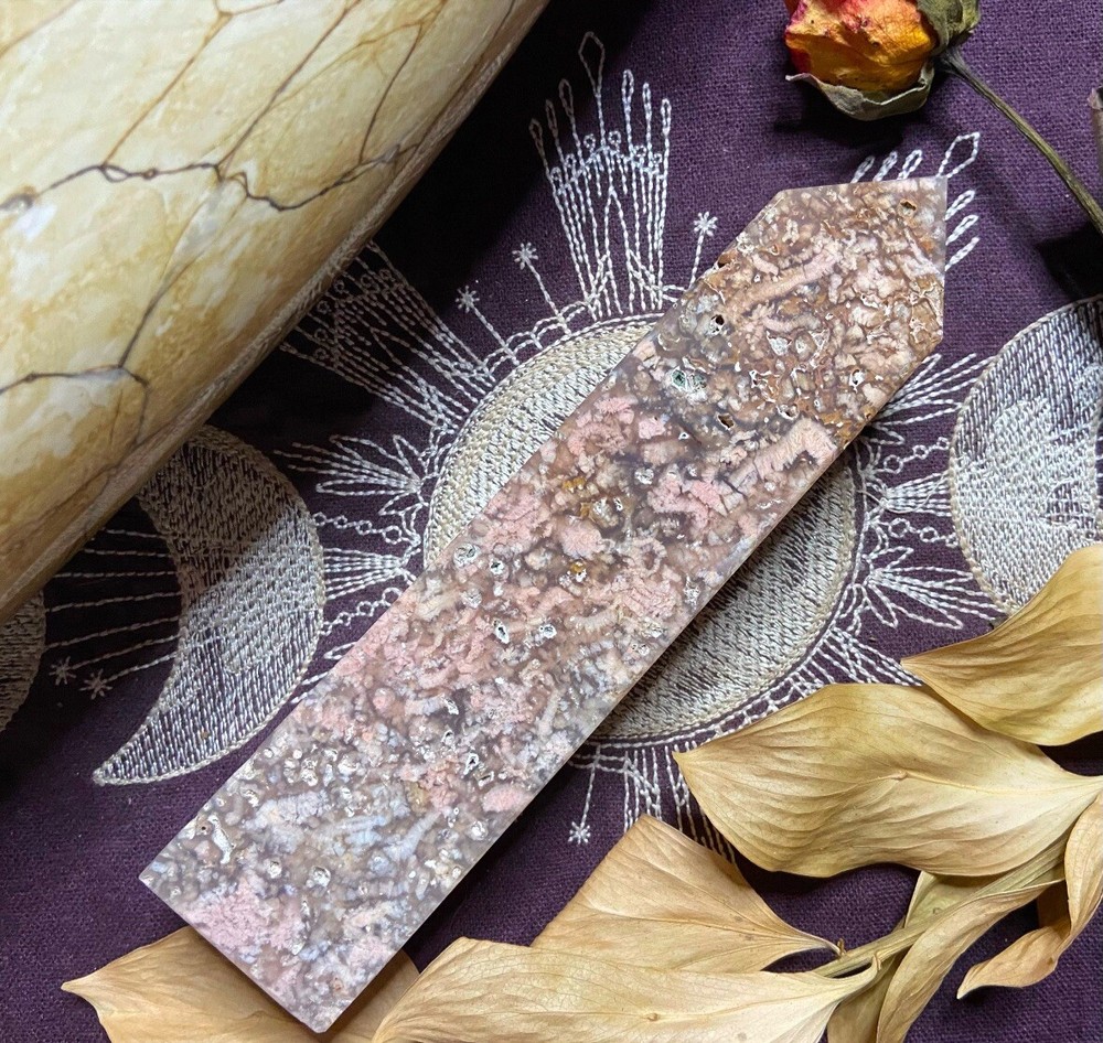 Garden Flower Agate Tower, All Natural