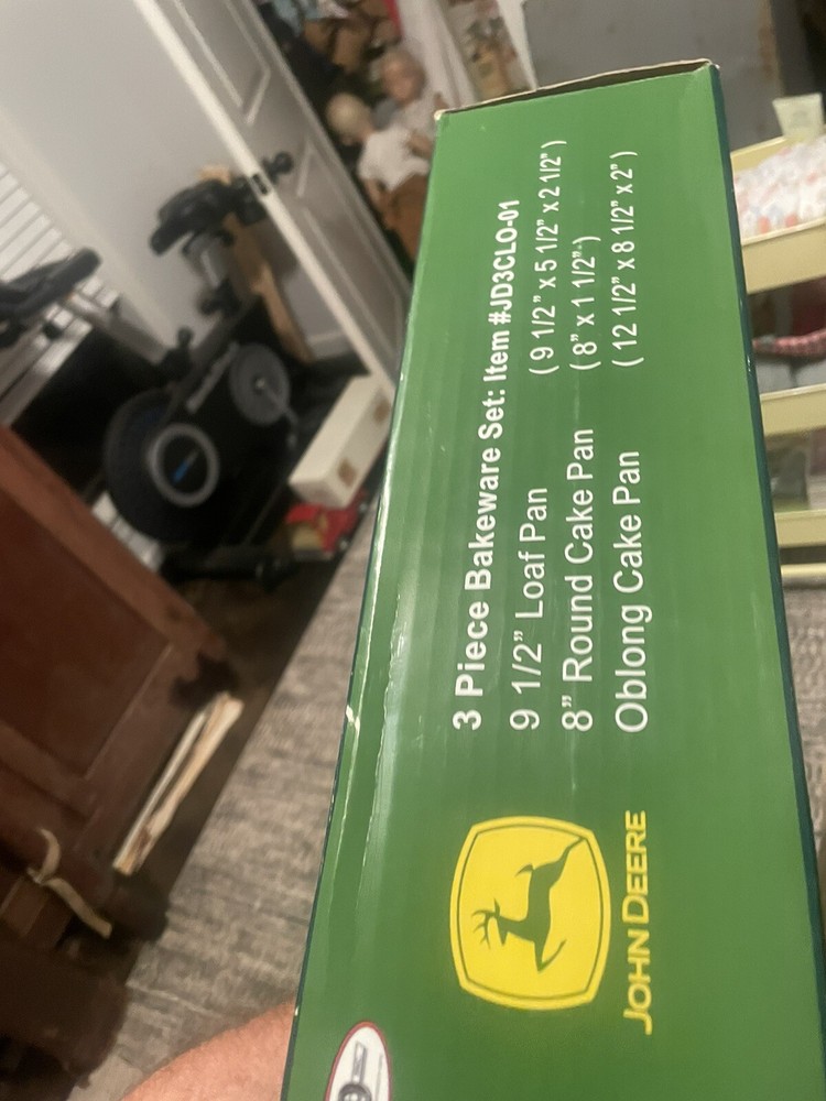 Vintage JOHN DEERE Bakeware Set Non-Stick John Deere Logo NOS