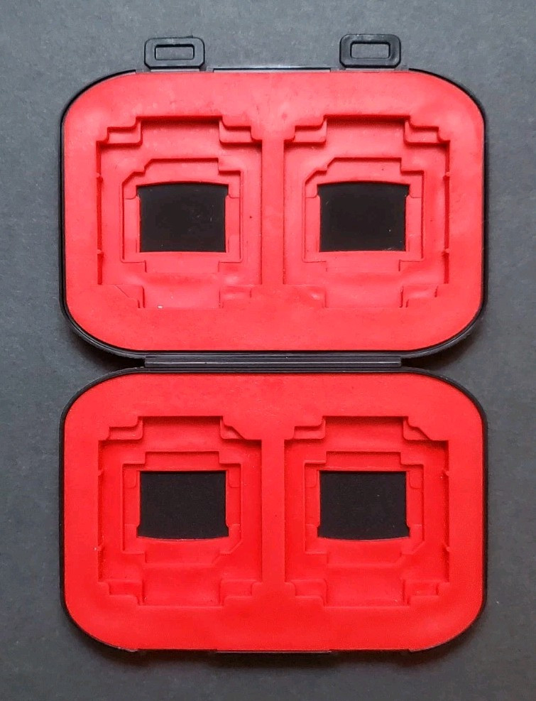 SanDisk Memory Card Hard Case