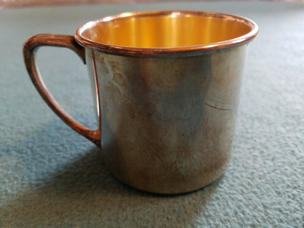 Oneida Silver Engraved Cup BBA 11-1-77 w/Case *READ