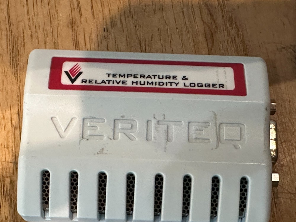 Veriteq VL-2000-20R Temp & Relative Humidity Logger