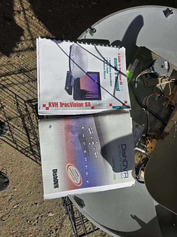KVH Tracvision Antenna W/ IN MOTION UPGRADE
