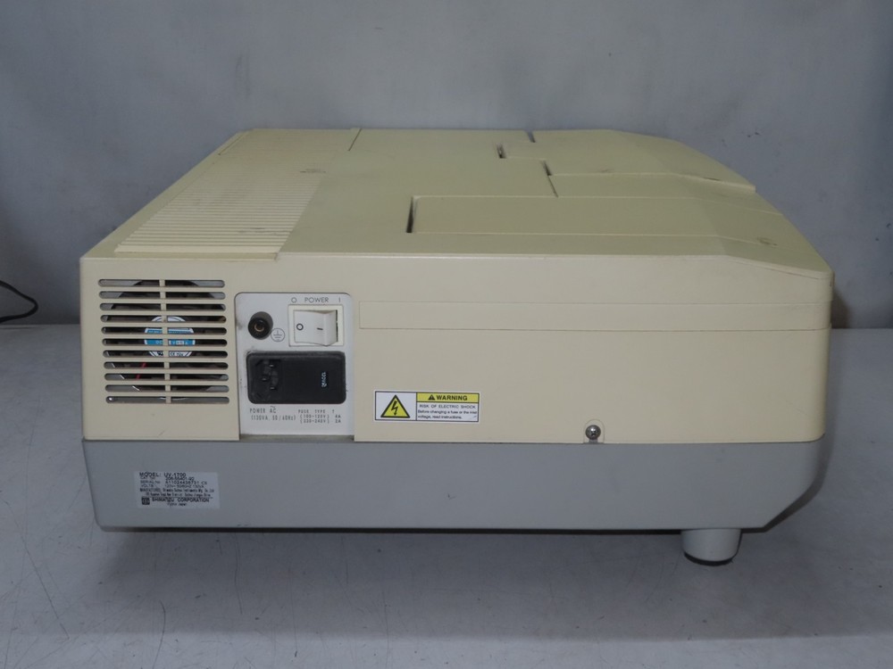 Shimadzu UV-1700