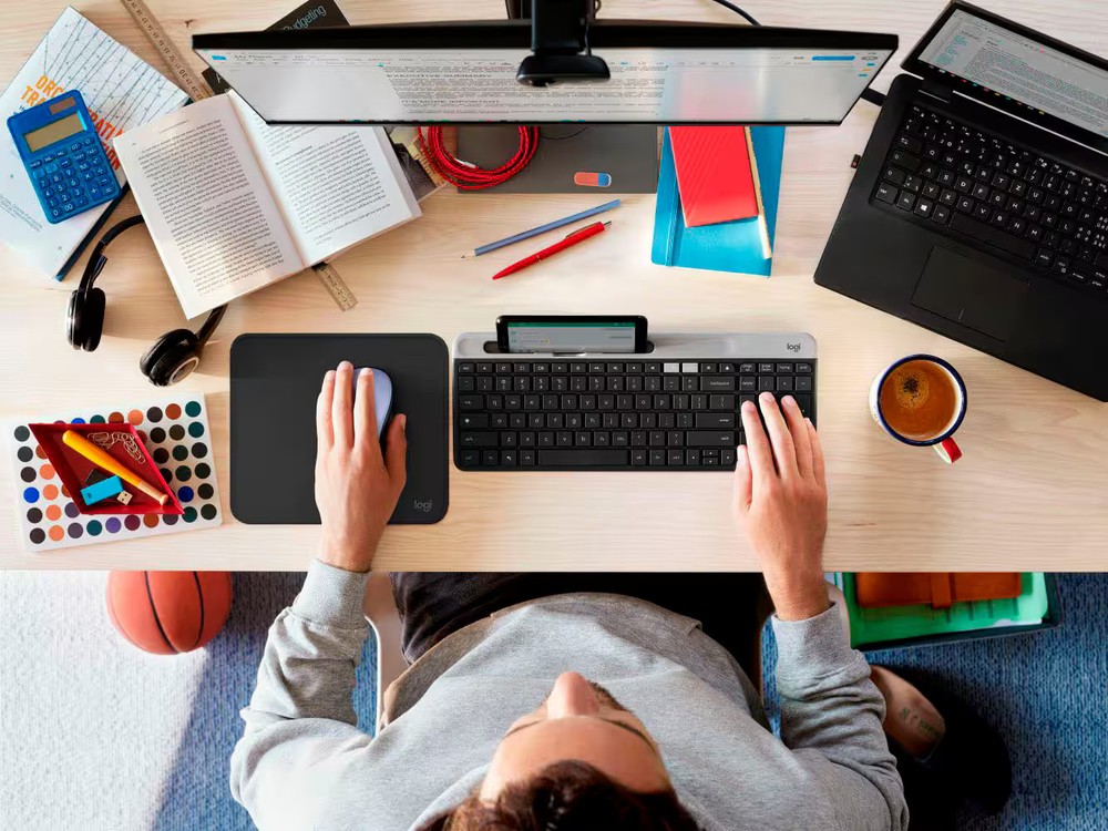 Logitech - M325s Wireless Optical Compact Ambidextrous Mouse - Wireless - Lilac