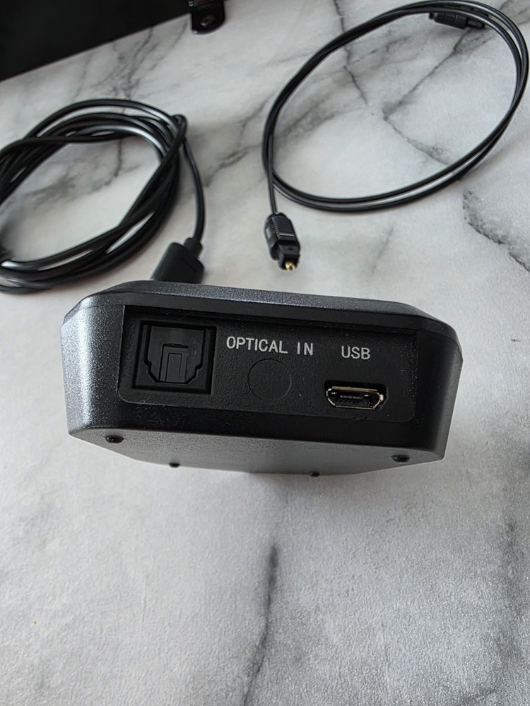 HUHD Black Wired Optical In USB Adapter with USB and Micro USB Cables