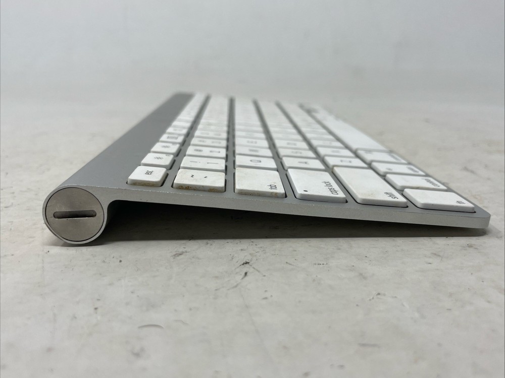 GENUINE Apple Wireless Bluetooth Keyboard A1314 Mac (61)