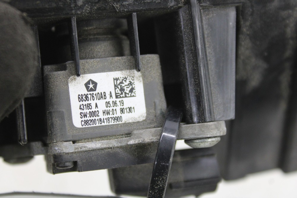 Camera/projector REAR VIEW CAMERA LIFTGATE MOUNTED 4DR DODGE DURANGO 2019