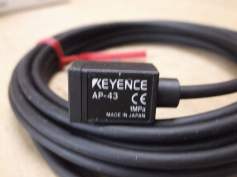 AP-43 Keyence NEW In Box Pressure Sensor Head AP43