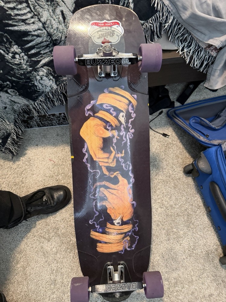 Rayne Other side V3 “hands”