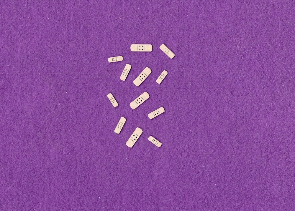 BANDAGE small qk die cuts scrapbook cards