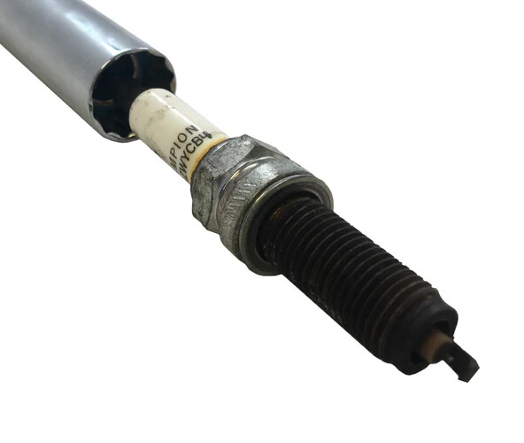CTA 1730, 5/8" x 6" Extra Long Thin Wall 12pt Magnetic Spark Plug Socket 3/8" dr