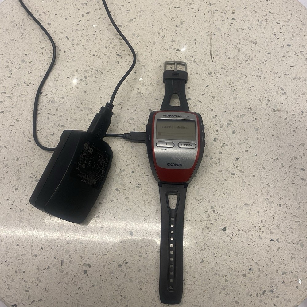 Garmin Forerunner 305 Watch And Charger