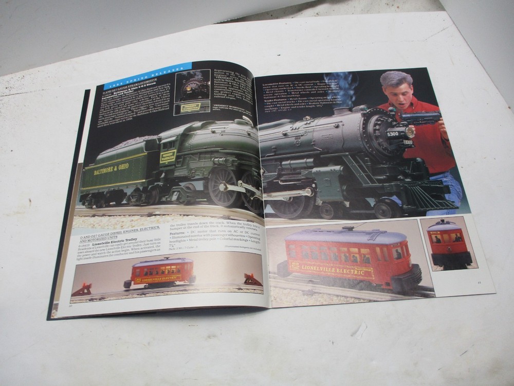 Lionel Catalog 1993 Stocking Stuffer 1994 Spring Release