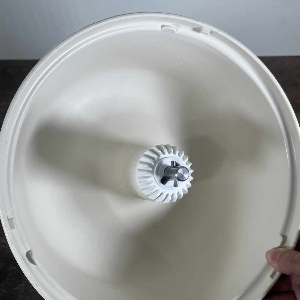Bosch UM3 Mixing Bowl Replacement Has Scratches