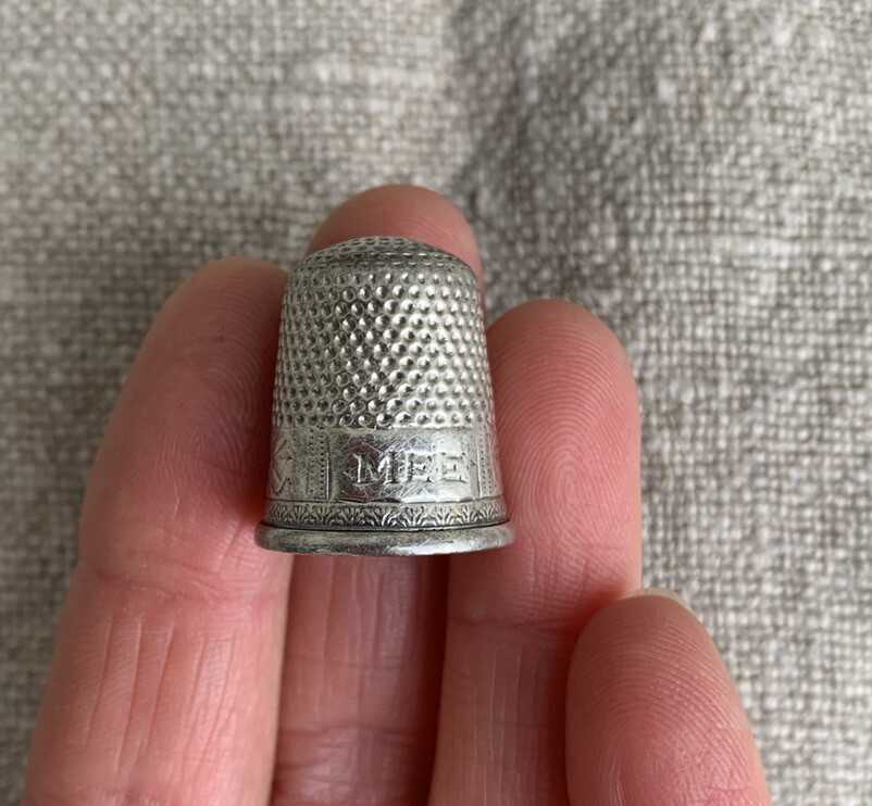 Vintage Sterling Silver Monogrammed Thimble Sz10
