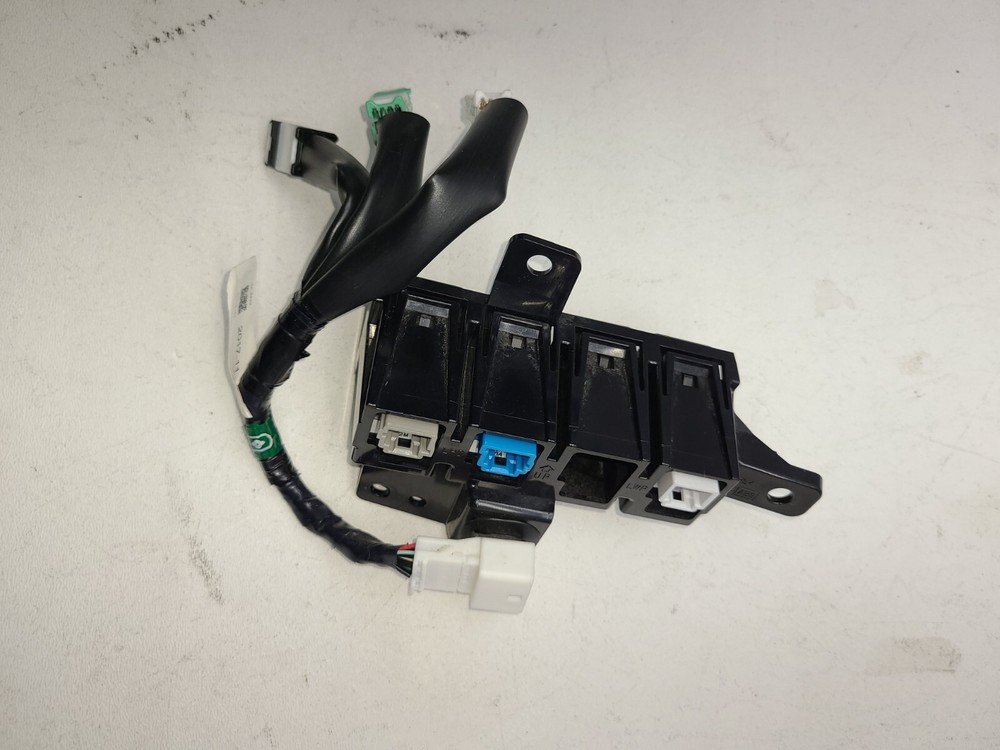 2017-2020 Nissan Rogue Eco Control Dash Switch OEM 240187FW0C