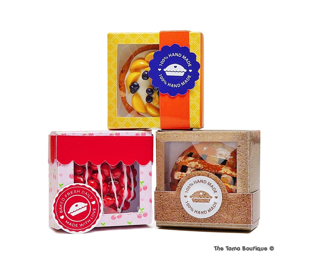 Dollhouse Miniatures Pastry Bakery Pie & Box