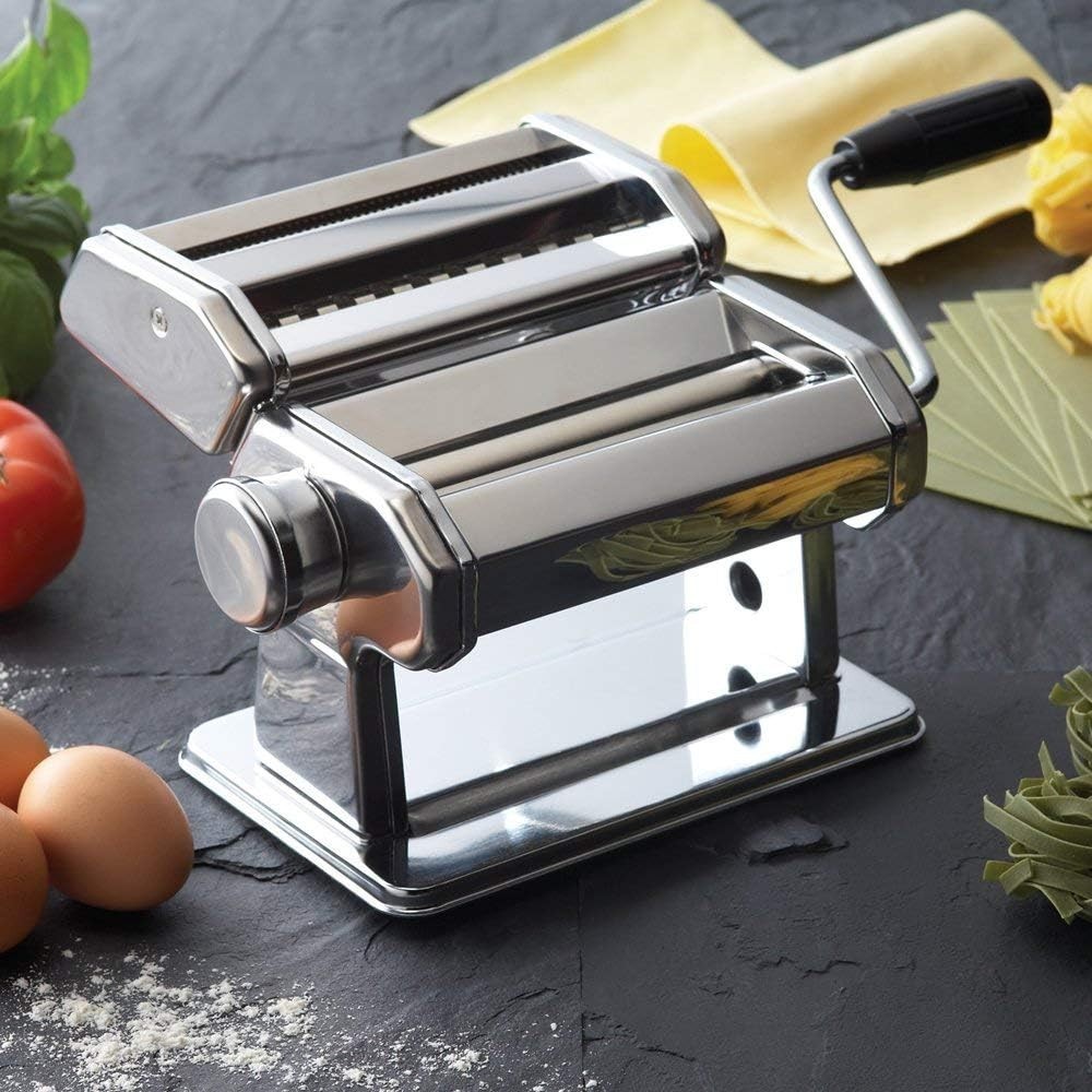 Versatile Manual Pasta Maker Machine - Create Spaghetti, Fettuccini & Lasagna