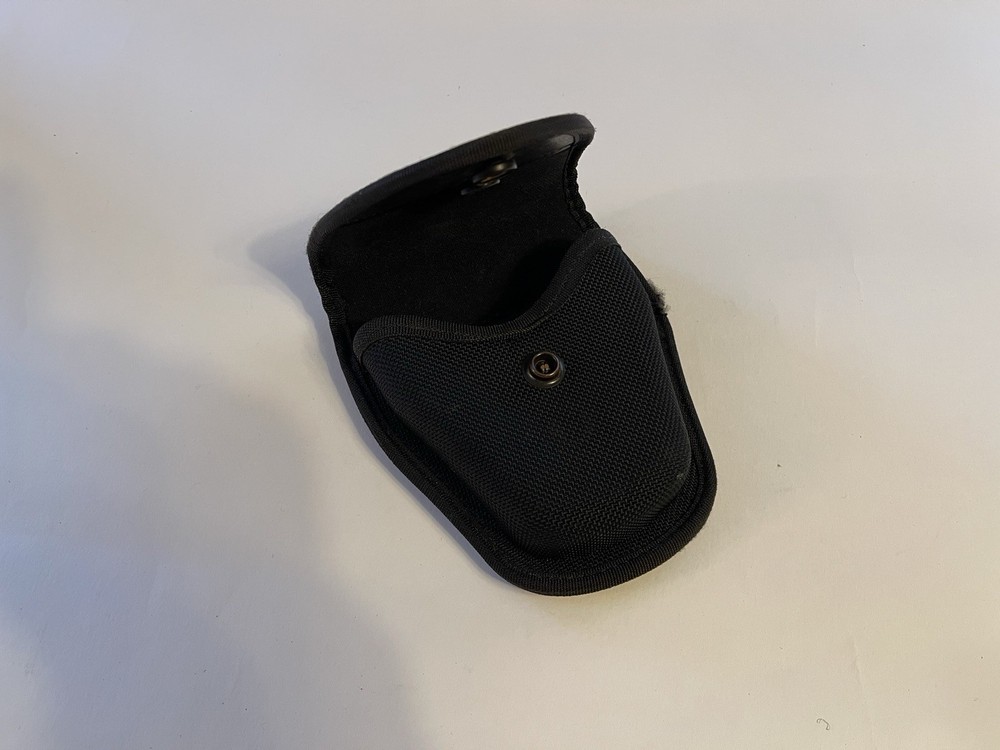 Blackhawk! Handcuff Pouch For Duty Belt Black