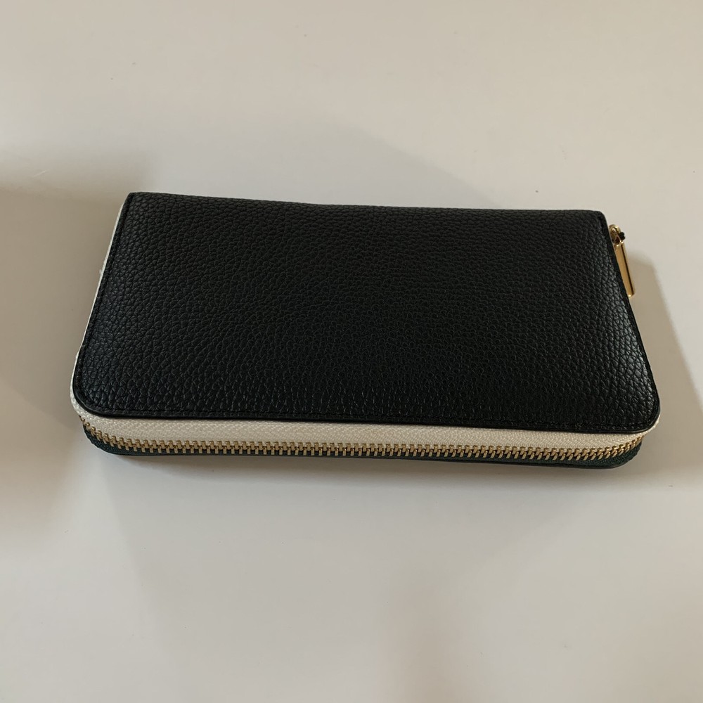 Love And lore Women’s Long Wallet Black