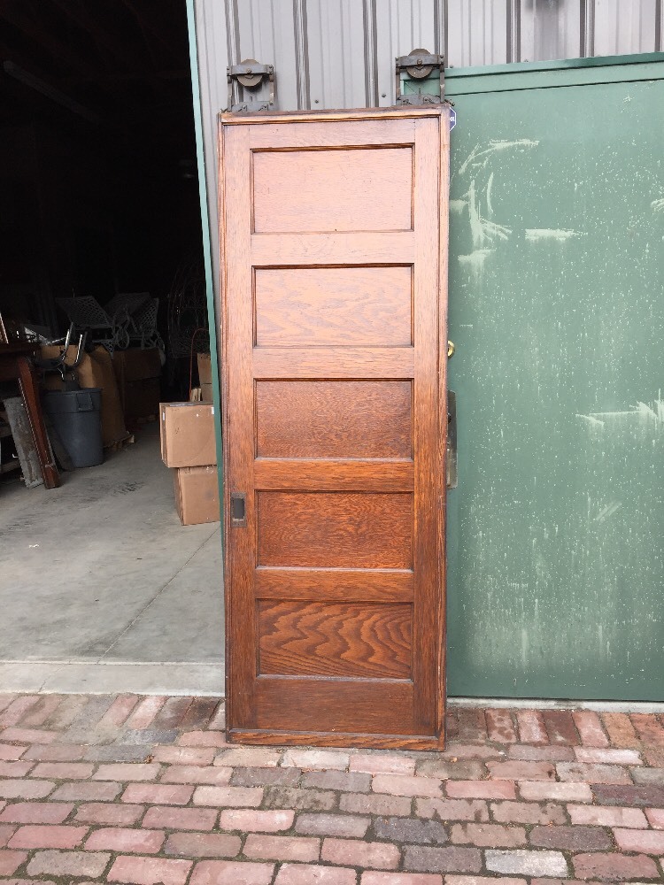 Rd 22 One Single Oak Flat Panel Pocket Door